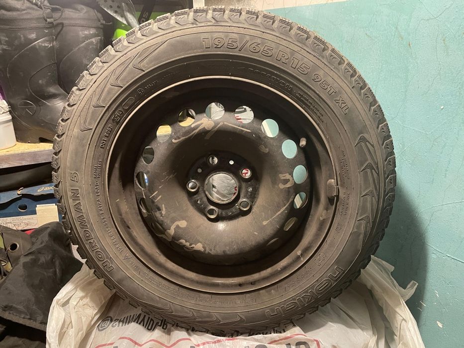 Продам зимние шины R15