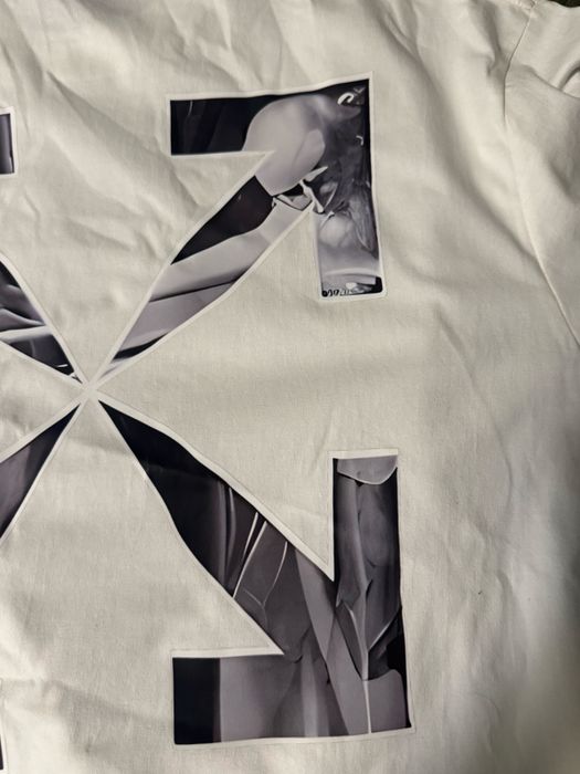 Tricou off white arrows