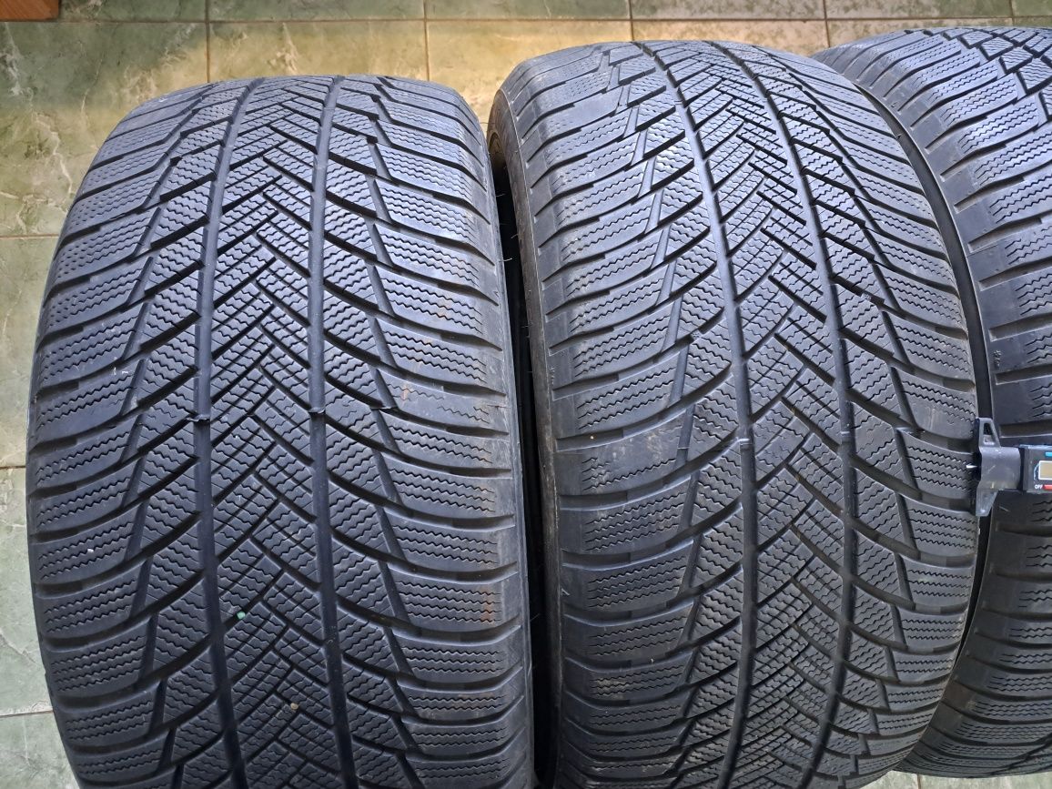 4 anvelope 265/50 R19 Bridgestone Runflat