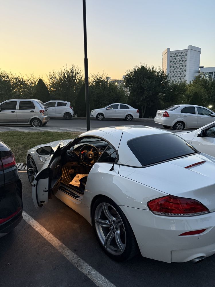 Продаю  Bmw z4 35i
