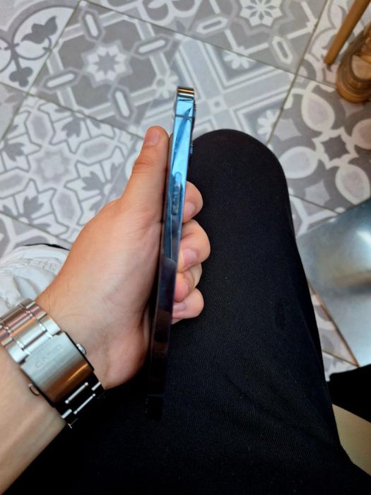 Vand iphone 12pro stare foarte bine 256gb