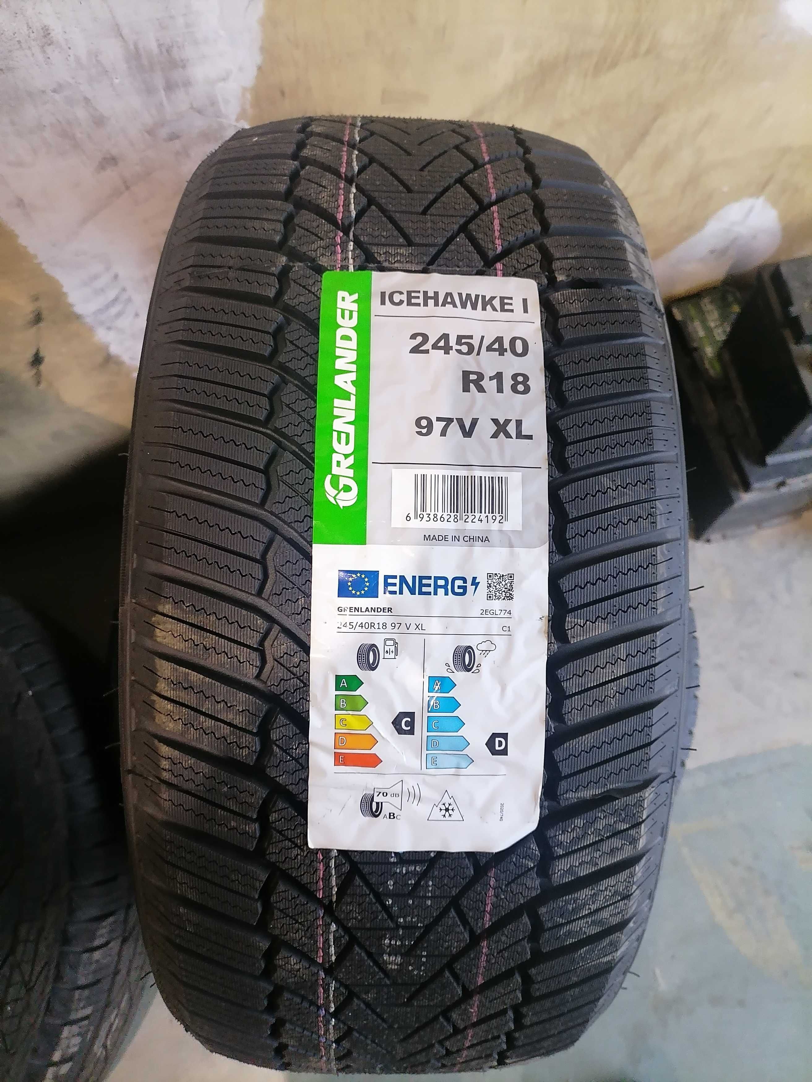 245/40r18 greenline