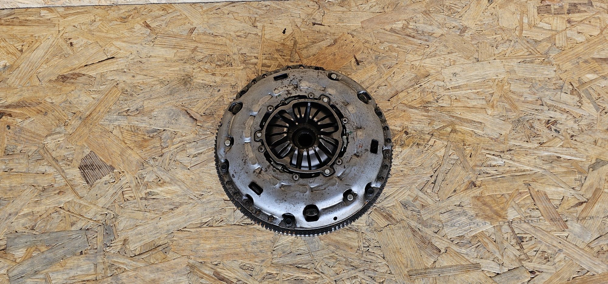 Kit ambreiaj/Volantă Mondeo MK4/Ford S-max/Astra H 1.7 D/Passat B6 BMM