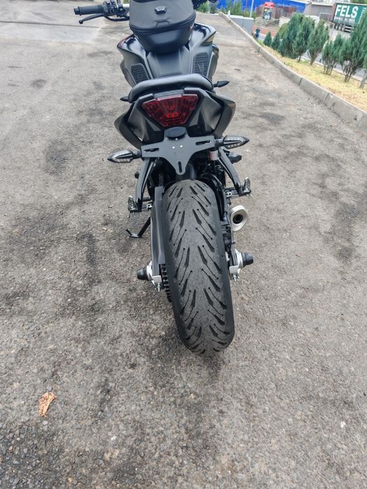 Yamaha MT-07 Matte Black 2022 - 8000 km - Limitat A2