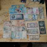 Colecție de monede și bacnote