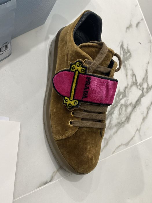 Оригинални обувки Prada