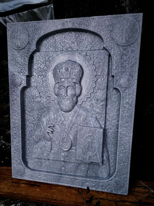 Икона на Св. Николай от мрамор
