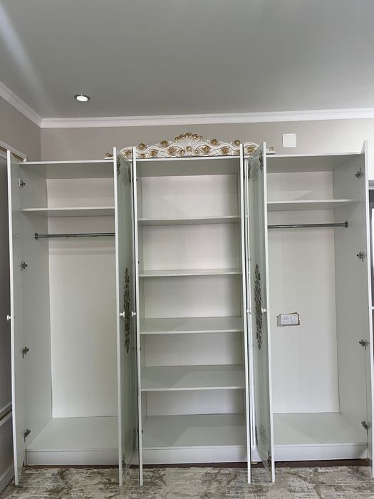 Шкаф мебель продам