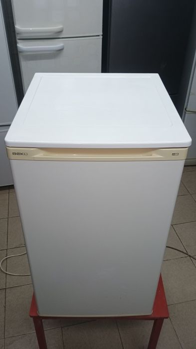Малък фризер BEKO