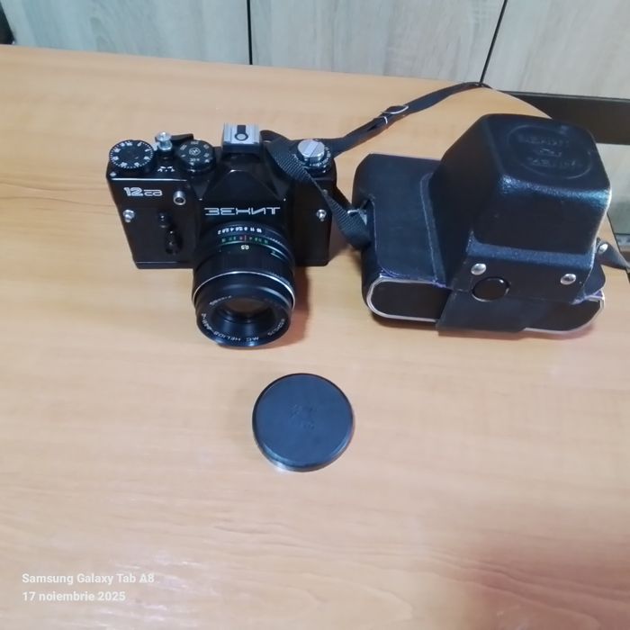 Aparat foto Zenit 12 SD.