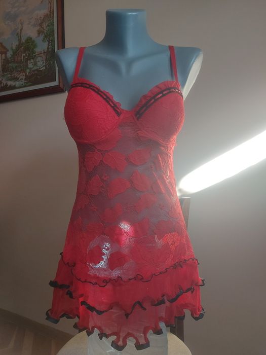 Секси дантелена нощница нова, с етикет, размер M - XL