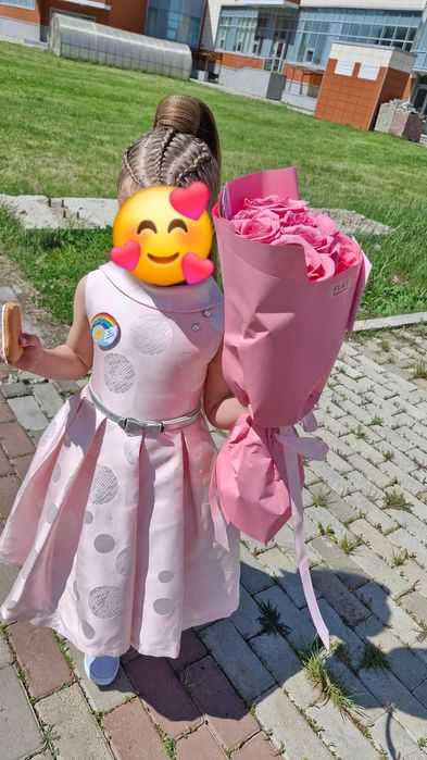 Продам красивое платье в идеальном состоянии