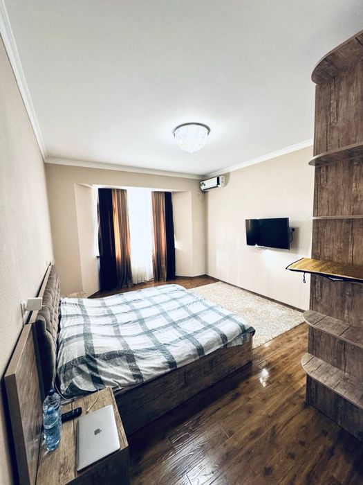 Продается 3 комнатная квартира.Яккасарайский район. Новостройка.