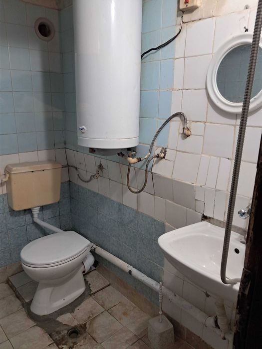 Дава се под наем Двустаен апартамент в Бургас, Възраждане - 60 кв.м за 225 € - Снимка #3