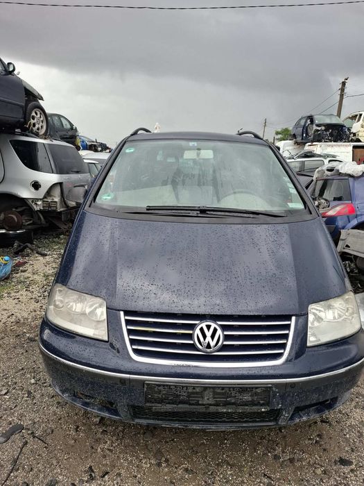 Volkswagen Sharan 1.9 TDI 131 к.с 2006 година автоматик на части