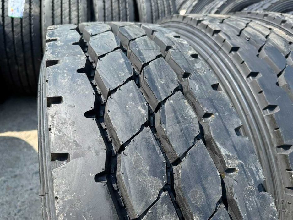 Anvelope noi on/off de directie 315/80R22.5 pentru camion SCANIA
