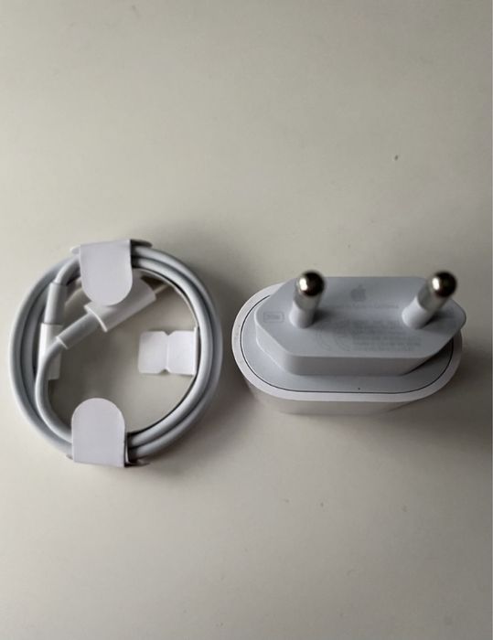  Incarcator si cablu iPhone (20W) iPhone 11, 12, 13, 14, 15, 16, 17