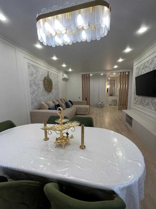 Продается 2 комнатная квартира в центре на Касымханова