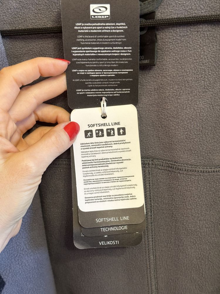 Haină marca LOAP, nouă, cu etichetă, model deosebit