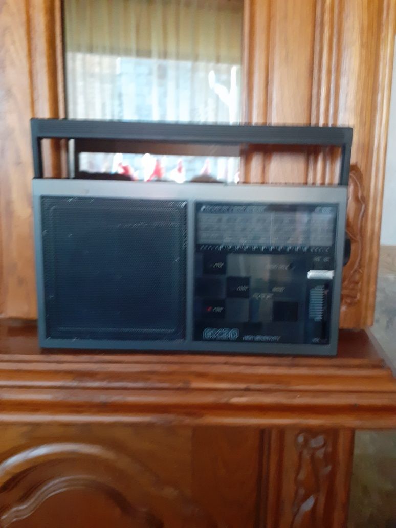 Panasonic model RF-1630