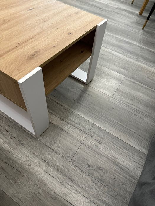 Холна маса, чисто нова