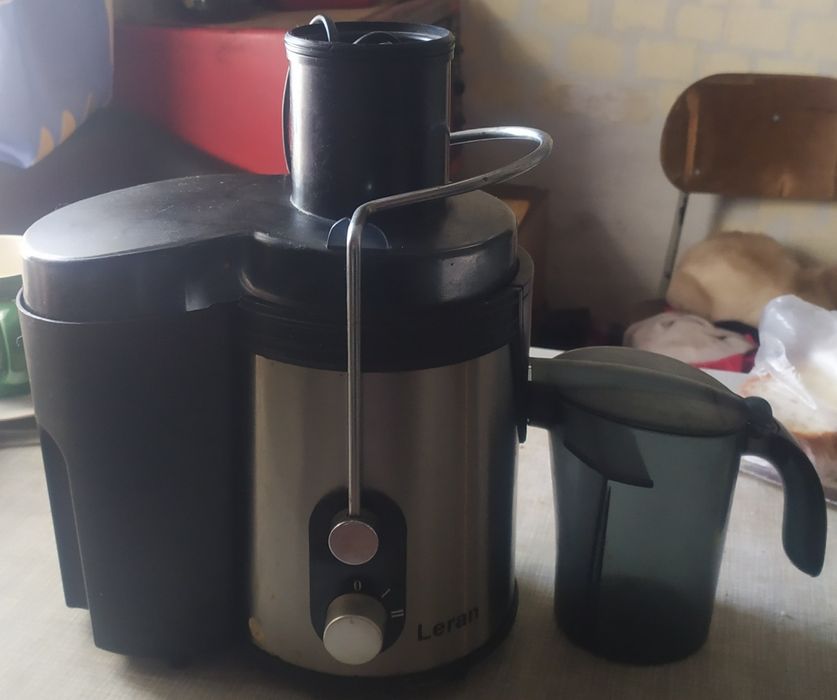Продам соковыжималку