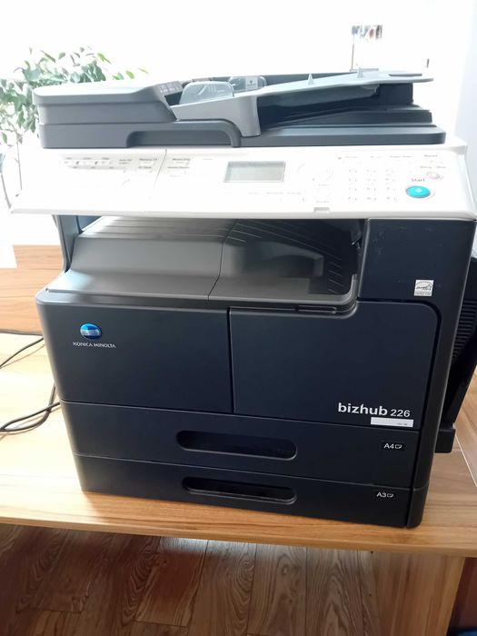De vanzare imprimanta multifunctionala Konica Minolta bizhub 226