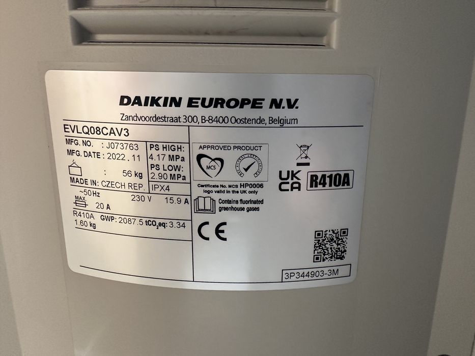 Vand 1 pompa  de caldura Daikin EVLQ08CAV3
