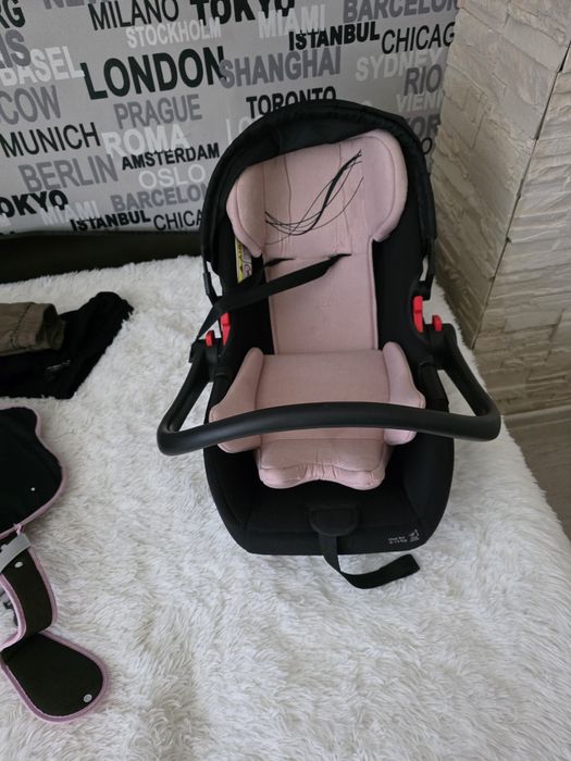 Бебешки кош ползван точно 2 пъти