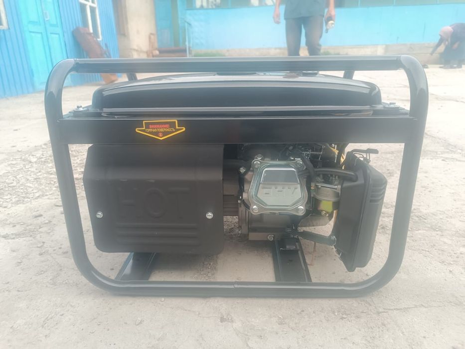 Генератор DY4000L Huter