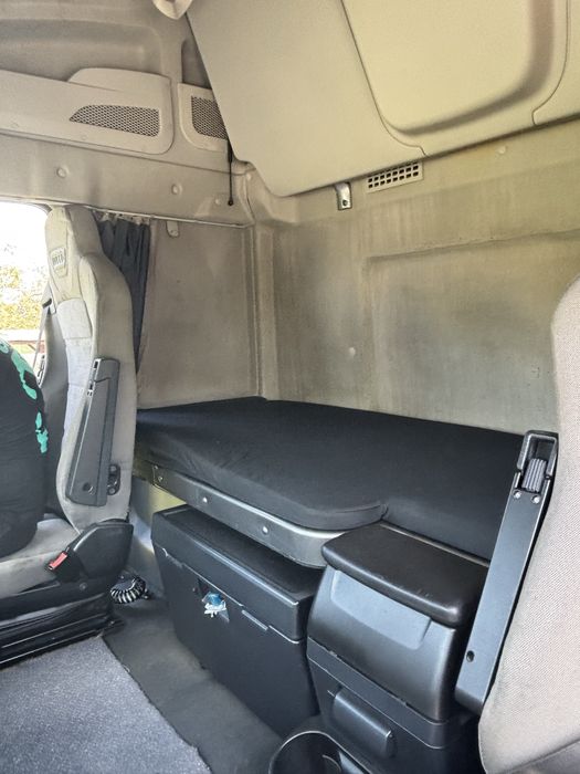 Iveco Stralis High Way 6x2 2015 Euro 6