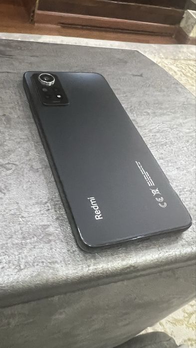 Смартфон редми 12 про.