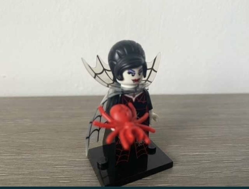 Minifigurina Lego Rara Vampire Queen