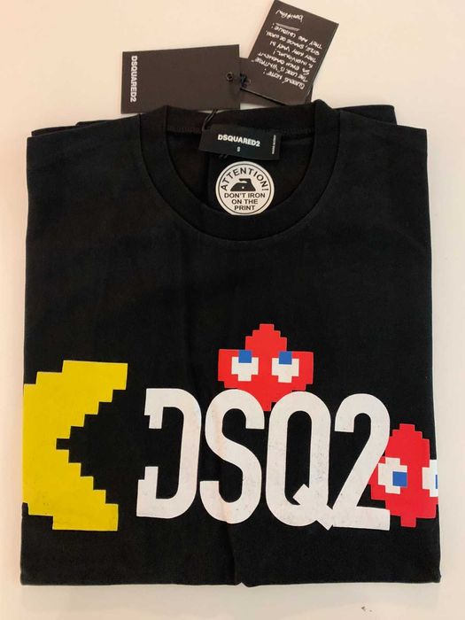 Чисто нови мъжки тениски с етикети Dsquared D2 налични L,XL,2XL