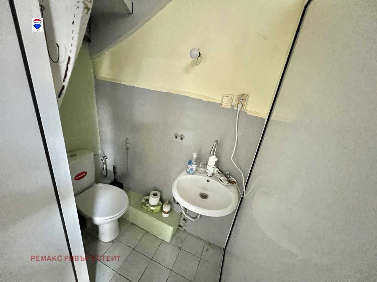 Дава се под наем Офис в Русе, Широк център - 80 кв.м за 360 € - Снимка #4