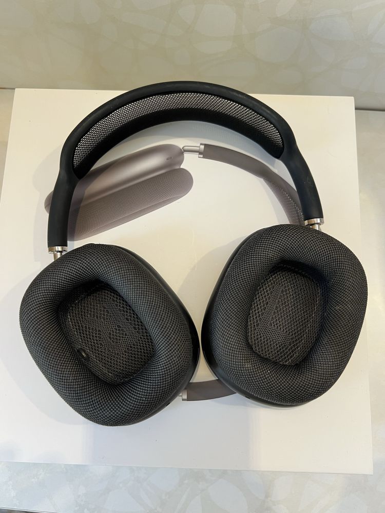 AirPods Max - безжични слушалки
