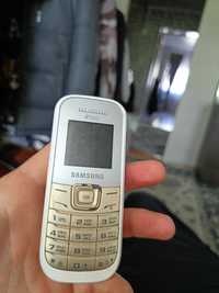 Телефон Samsung 2-SIM