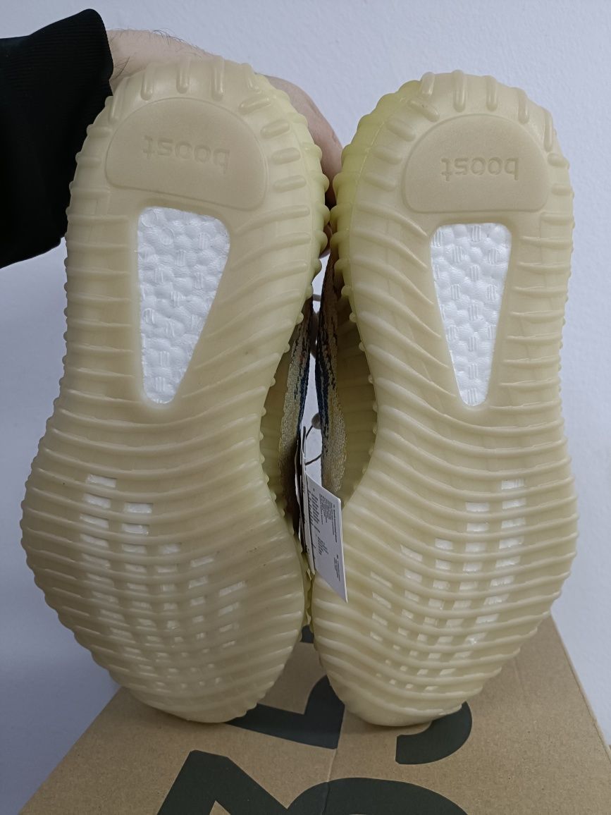 Adidas Yeezy Boost 350 номер 39 1/3 и 40 2/3 код 28A