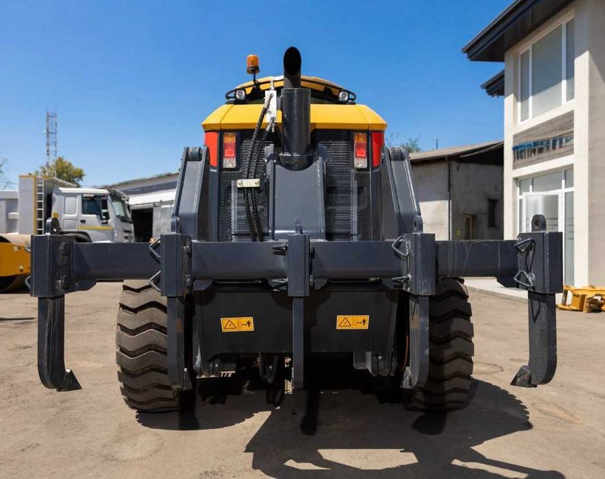 Автогрейдер CLG4180