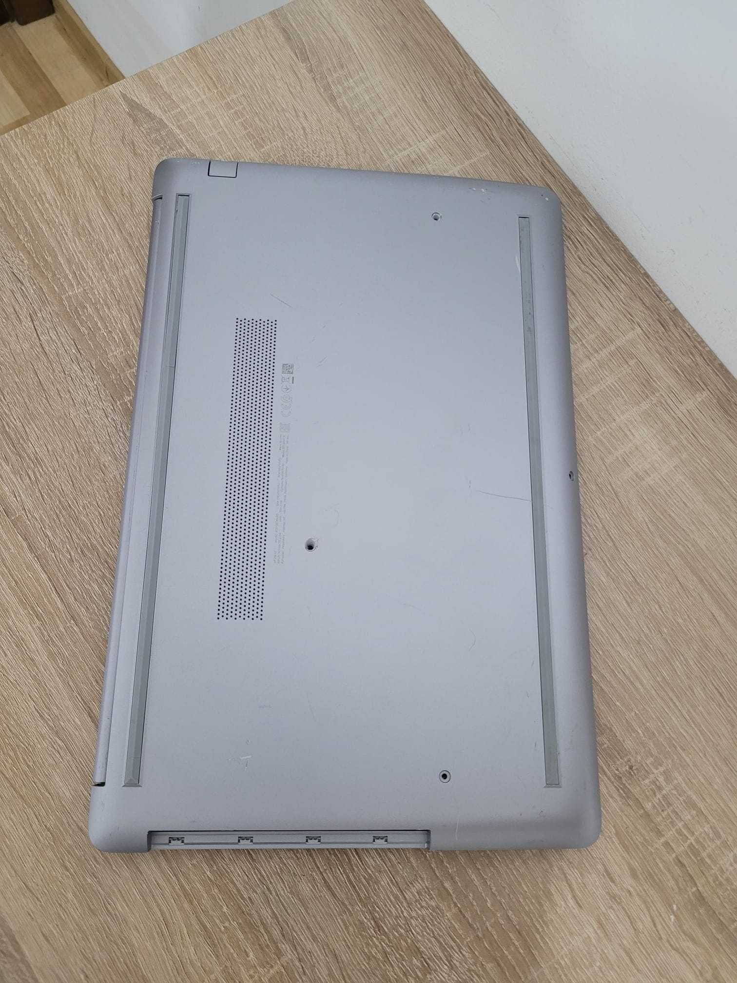dezmembrez laptop HP 250 G7 255 G7 carcasa display tastatura balamale