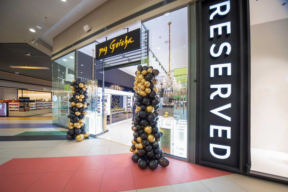 Aranjamente baloane pe arcada rotunda Majorate Botezuri Magazine