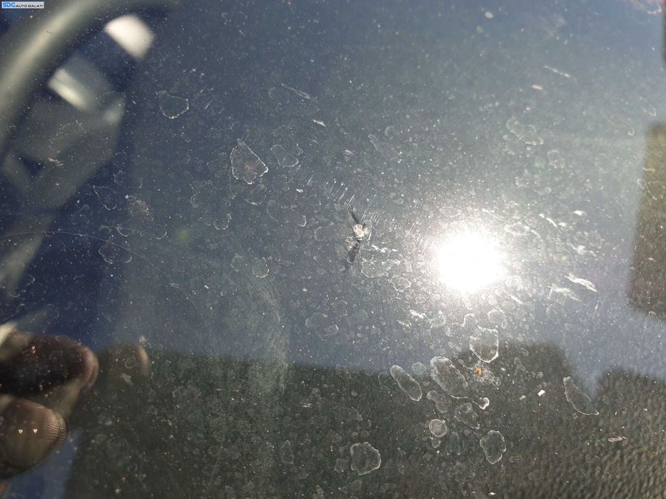 Parbriz Geam Sticla cu Senzori Ploaie Lumini cu Imperfectiuni Skoda Superb 2 Break Combi 2008 - 2015 [K0056]