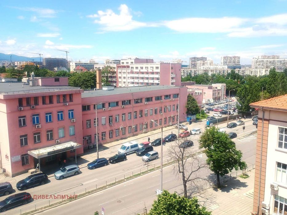 Дава се под наем Едностаен апартамент в София, Център - 31 кв.м за 407.49 € - Снимка #8