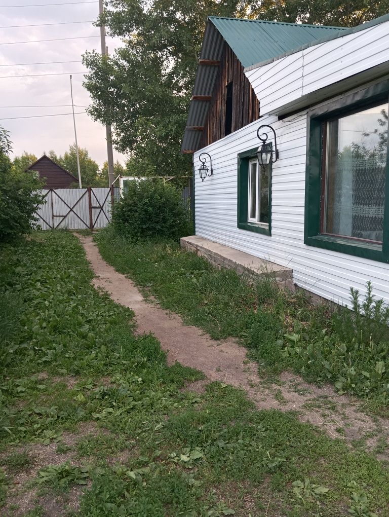 Дом посуточно не далеко от озера