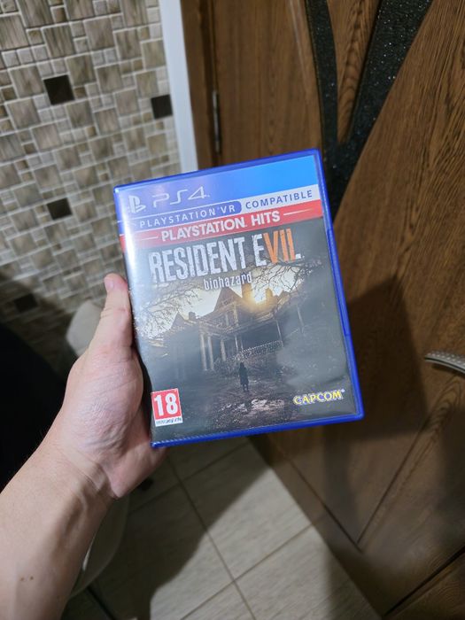 Vând joc PS4 - PS5 Resident Evil 7 Biohazard