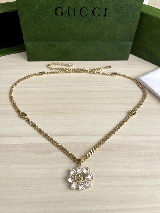 Gucci Marmont Колие (Чисто ново) с кутия