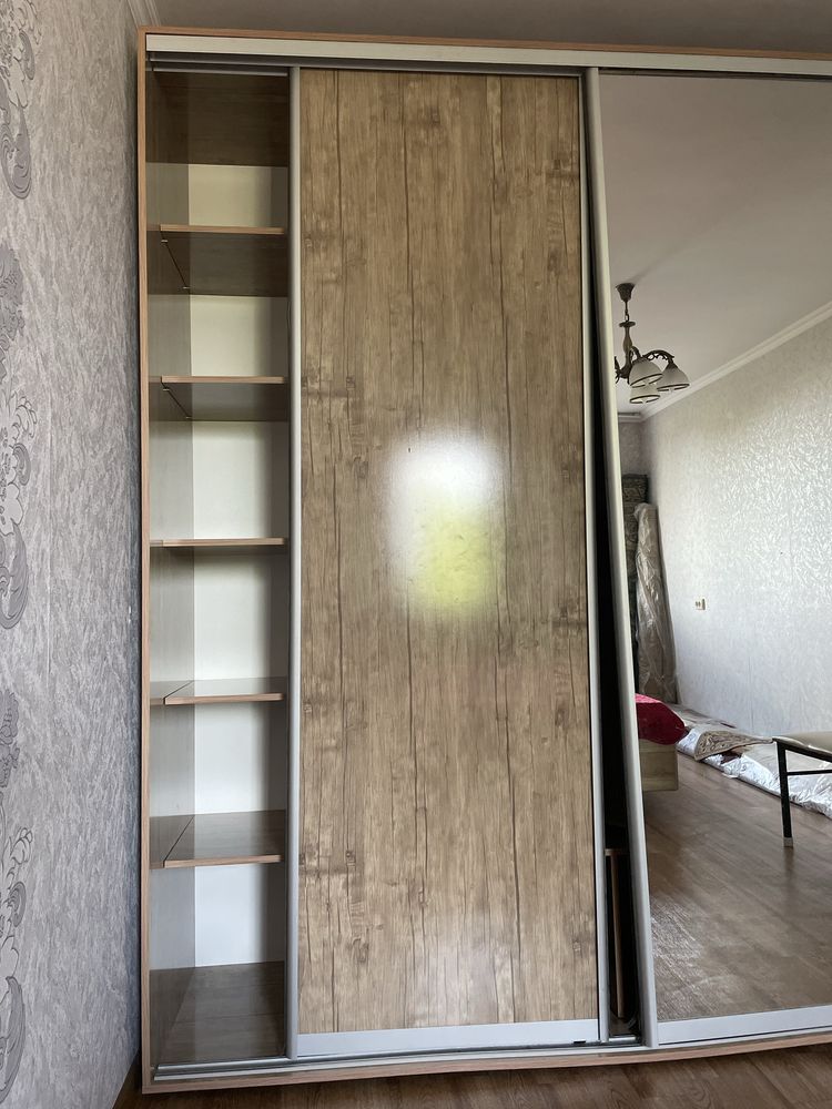 Продаю шкаф в отличном состоянии