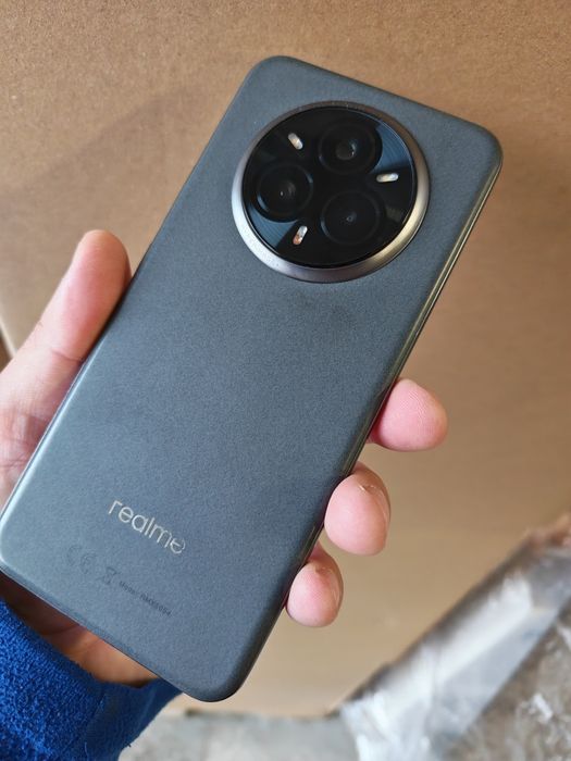 Vând sau Schimb Realme 14 PRO PLUS 5G