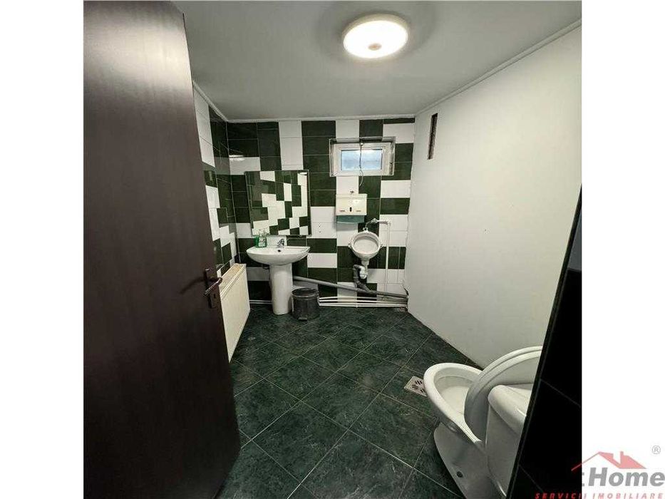 Spatiu comercial de vanzare in Focsani + terasa pizzerie