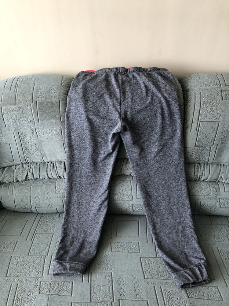 Vand pantaloni de trening Slazenger nr M